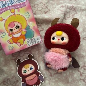 BB3 BABY THREE BLIND BOX BUG Plush Character Doll in Burgundy Red and Pink Fur
